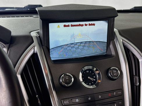 Used 2011 Cadillac SRX Luxury FWD image 14