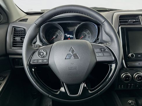 Used 2025 Mitsubishi Outlander Sport SE image 18