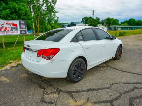 Used 2012 Chevrolet Cruze LS w/ Connectivity Package FWD image 2