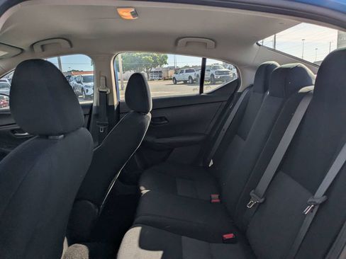 Used 2024 Nissan Sentra SV FWD image 12