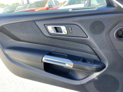 New 2025 Ford Mustang Coupe image 9