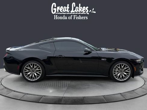 Used 2025 Ford Mustang GT Premium RWD image 6