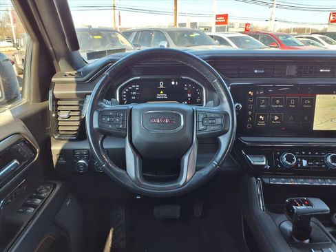 Certified 2023 GMC Sierra 1500 AT4 w/ AT4 Premium Package image 18