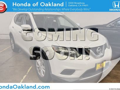 Used 2014 Nissan Rogue SV w/ SV Premium Package