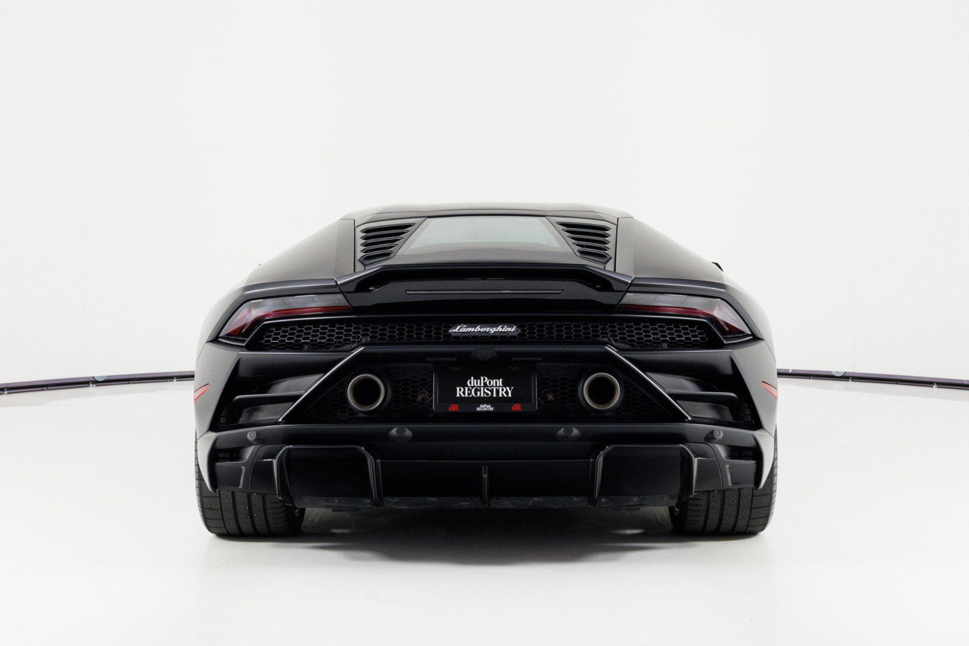 Used 2023 Lamborghini Huracan EVO RWD image 4