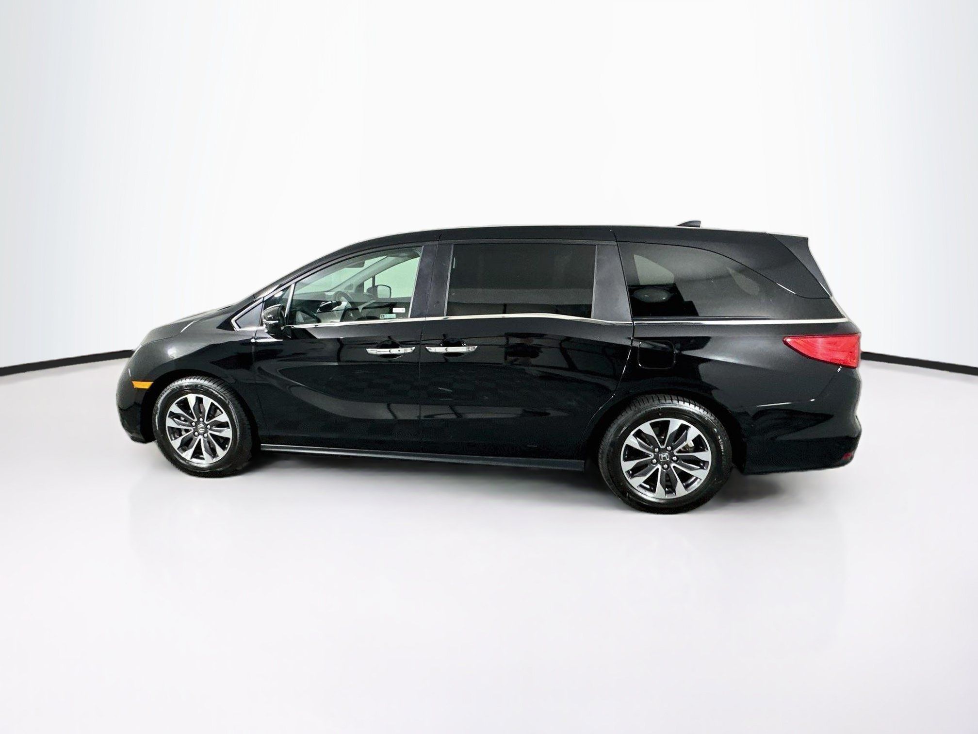 Used 2024 Honda Odyssey EX-L image 4