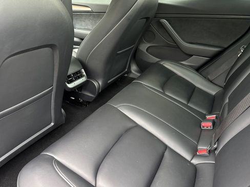 Used 2023 Tesla Model 3 Standard Range RWD image 12