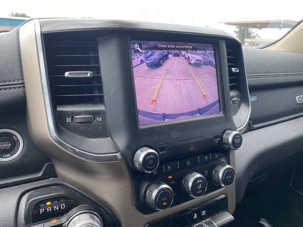 Used 2019 RAM 1500 Laramie AWD/4WD image 2