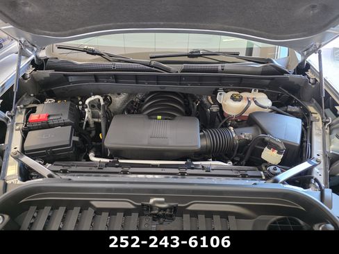 Used 2024 GMC Sierra 1500 AT4 w/ Technology Package AWD/4WD image 43