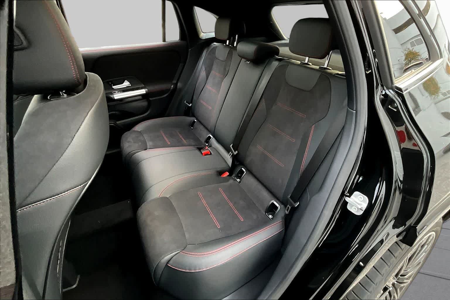 Certified 2026 Mercedes-Benz GLA 250 4MATIC image 40