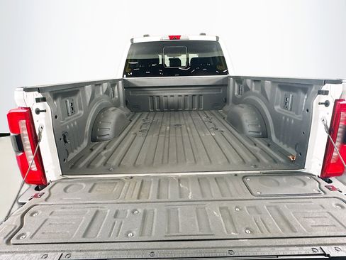 Used 2024 Ford F250 Lariat w/ Lariat Ultimate Package image 28