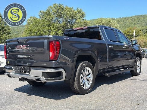 Used 2022 GMC Sierra 1500 SLT w/ SLT Premium Plus Package AWD/4WD image 6