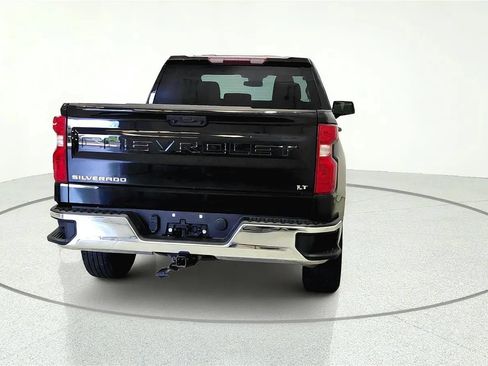 Used 2023 Chevrolet Silverado 1500 LT AWD/4WD image 6