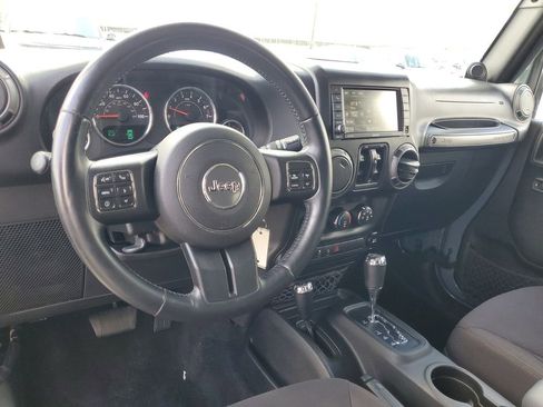 Used 2014 Jeep Wrangler Unlimited Sport w/ Quick Order Package 24S AWD/4WD image 11