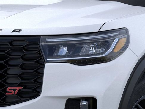 New 2025 Ford Explorer ST image 18