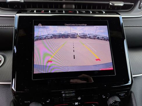 New 2025 Jeep Grand Cherokee L Altitude image 25