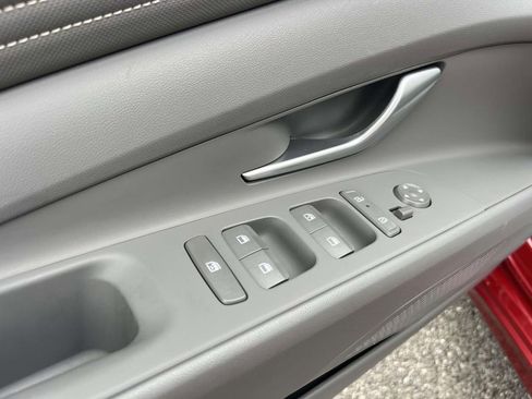 Used 2024 Hyundai Elantra SEL w/ Convenience Package image 24