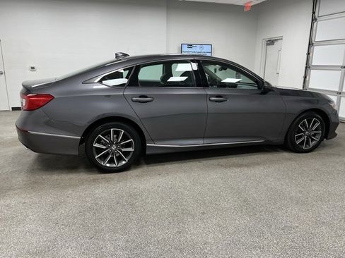Used 2022 Honda Accord EX-L image 13