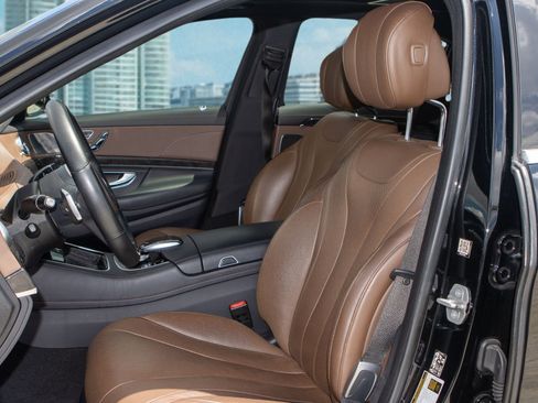 Used 2018 Mercedes-Benz S 450 4MATIC Sedan w/ Premium Package image 16