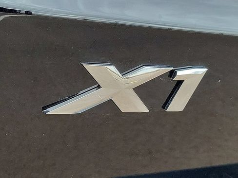 Used 2026 BMW X1 xDrive28i w/ Convenience Package AWD/4WD image 9