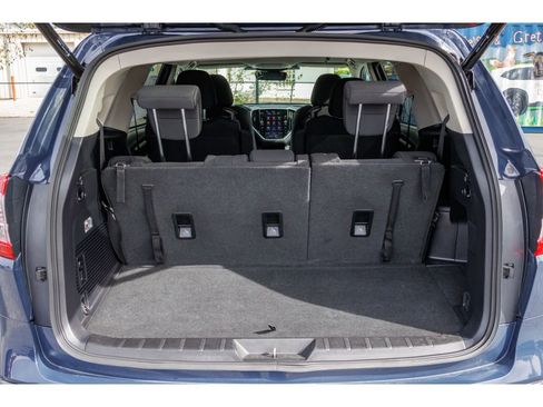 Used 2023 Subaru Ascent Premium w/ Convenience Package AWD/4WD image 16
