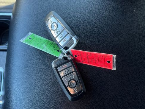 Used 2020 Ford Expedition Limited w/ Special Edition Package image 38