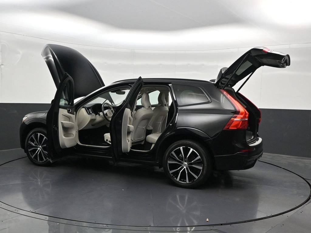 Certified 2024 Volvo XC60 B5 Plus w/ Protection Package Premier AWD/4WD image 36