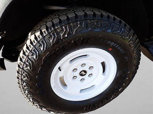 New 2026 Ford Bronco Heritage Edition AWD/4WD image 7