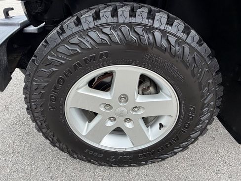 Used 2017 Jeep Wrangler Unlimited Sport w/ Quick Order Package 24S image 41