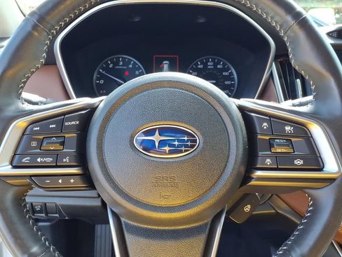 Certified 2023 Subaru Outback Touring AWD/4WD image 5