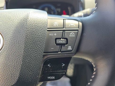 Certified 2025 Toyota Camry SE FWD image 31