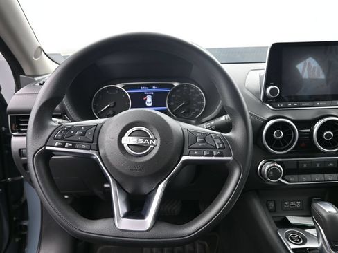 Used 2024 Nissan Sentra SV FWD image 21