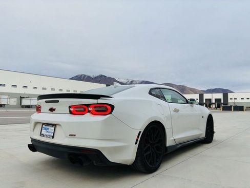 Used 2022 Chevrolet Camaro SS image 5