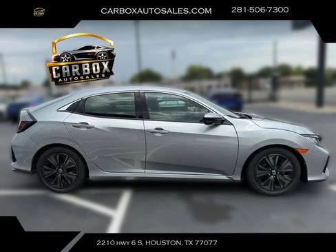 Used 2018 Honda Civic EX image 6