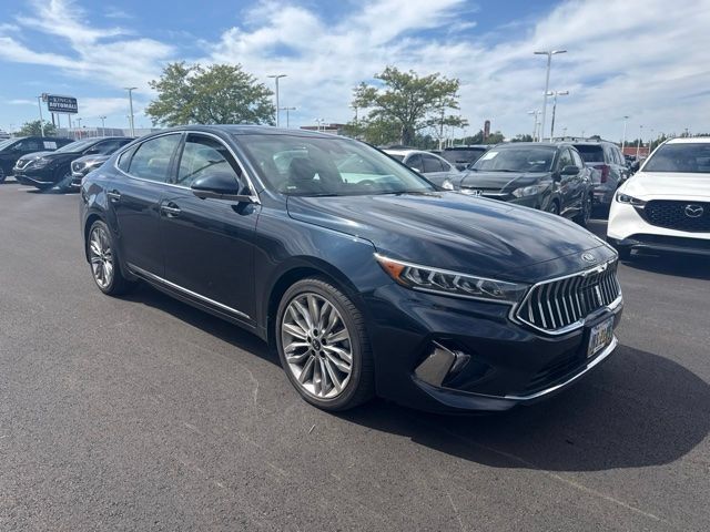 Used 2020 Kia Cadenza Limited FWD image 2