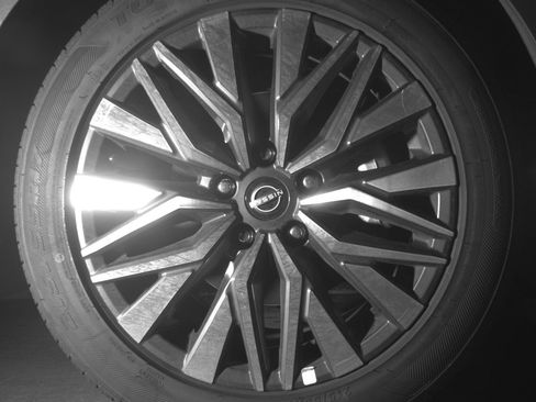 Used 2025 Nissan Altima 2.5 SV image 13