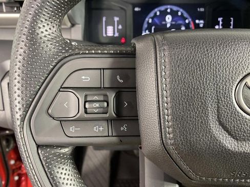 Used 2026 Toyota Tacoma SR AWD/4WD image 15