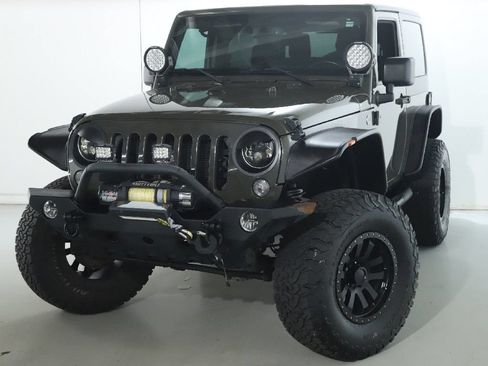 Used 2015 Jeep Wrangler Sport w/ Quick Order Package 24S AWD/4WD image 23