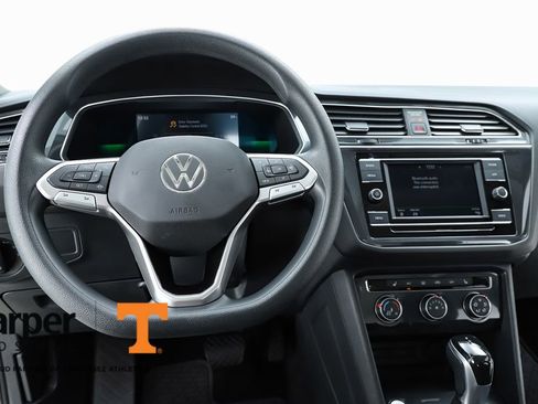 Used 2023 Volkswagen Tiguan S image 20