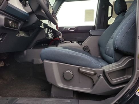 New 2025 Ford Bronco Heritage Edition image 17