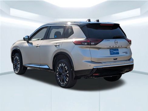 New 2026 Nissan Rogue Platinum w/ Tech Package AWD/4WD image 5