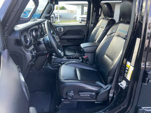 Used 2023 Jeep Wrangler Unlimited Rubicon 4xe w/ Cold Weather Group AWD/4WD image 24