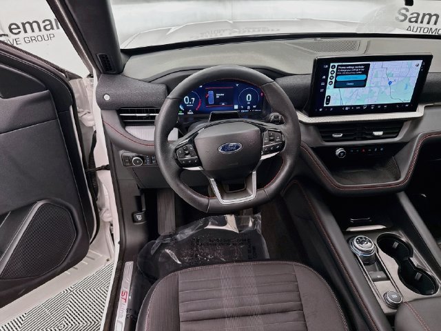 Used 2025 Ford Explorer ST-Line AWD/4WD image 24