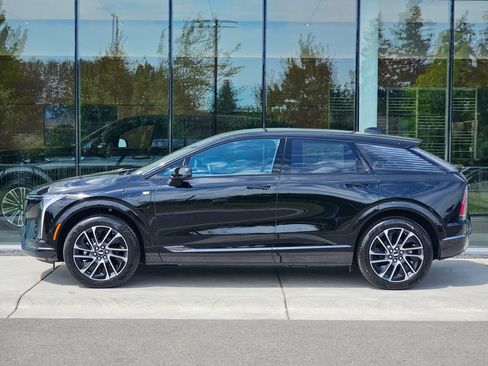 New 2026 Cadillac Optiq Sport 1 AWD/4WD image 2