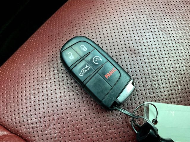 Used 2022 Dodge Charger SRT Hellcat w/ Harman/Kardon Audio Group RWD image 36