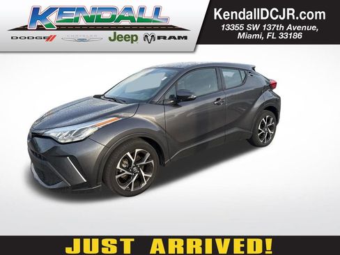 Used 2021 Toyota C-HR XLE image 1