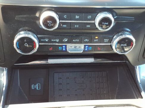 Used 2023 Ford F150 Lariat w/ Equipment Group 502A High AWD/4WD image 17