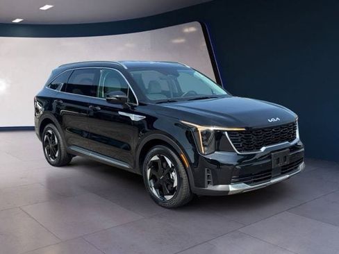 Certified 2025 Kia Sorento EX AWD/4WD image 7