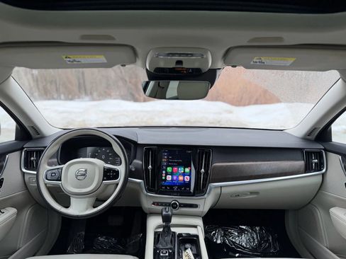 Used 2018 Volvo V90 T5 Cross Country w/ Protection Package Premier image 15