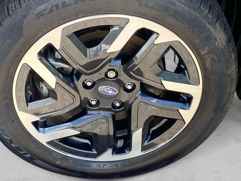 Certified 2025 Subaru Forester Limited AWD/4WD image 30